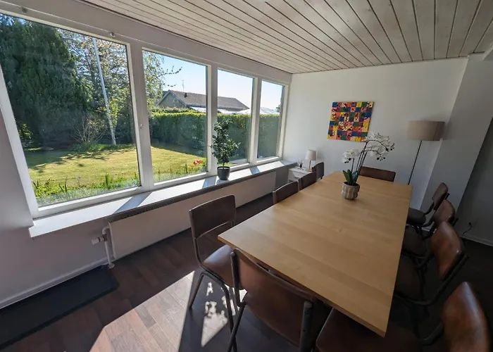Suburban House In Rodbyhavn *